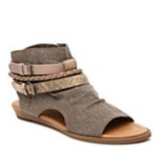 ONE GOOD SHOE...AND TWO...AND THREE..ETC., ETC, ETC! - Picture 14 of 16